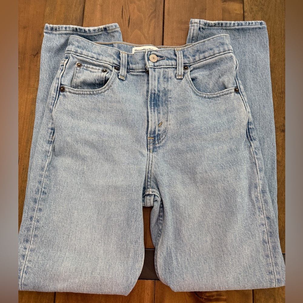 Abercrombie & Fitch Ultra High Rise Light Blue Jeans